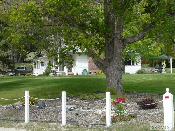 560 N Front Street, ARCO, ID 83213