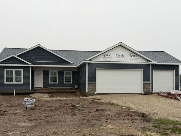 525 W Dimon Street, Rochelle, IL 61068