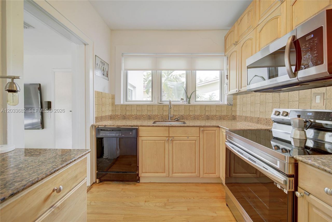 1212 Medina Ave , Coral Gables, FL 33134 Photo