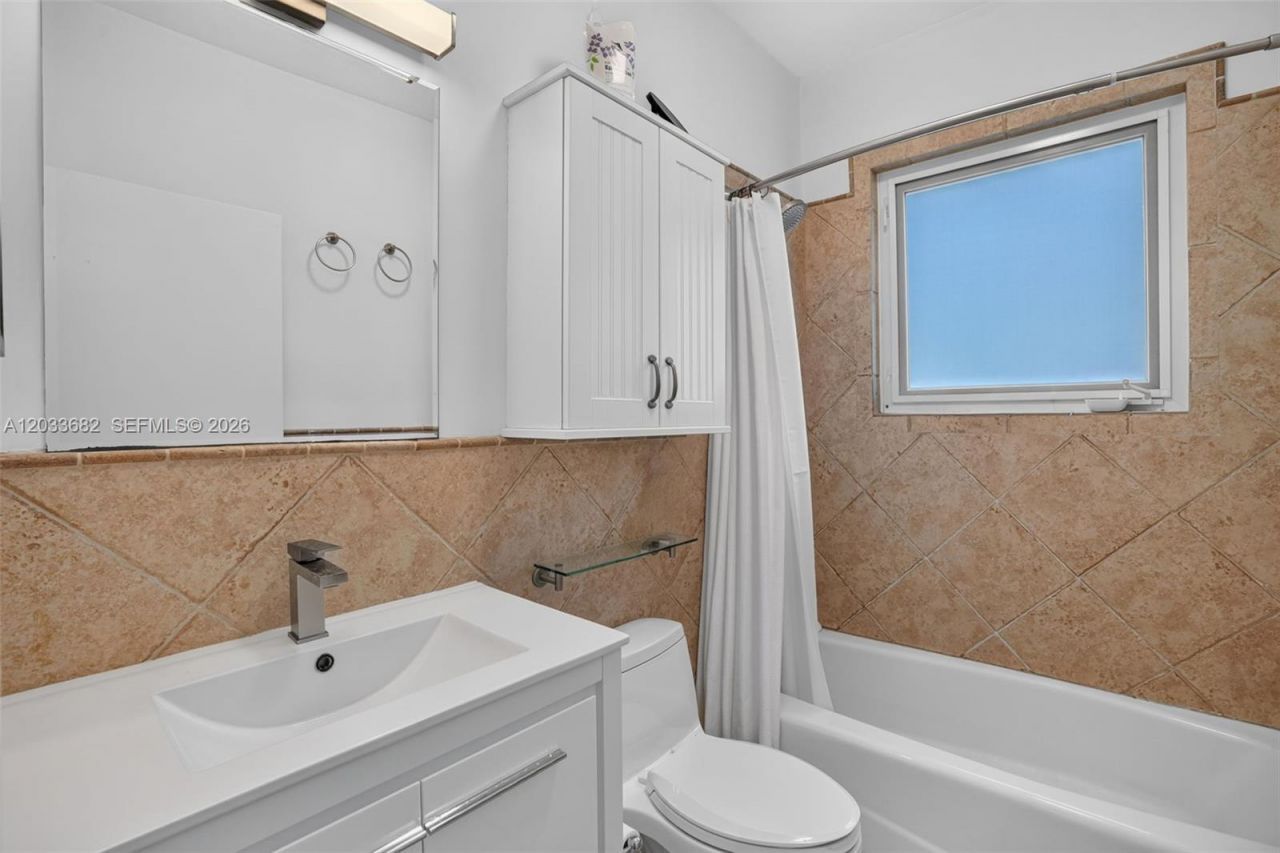 1212 Medina Ave, Coral Gables, FL 33134 Photo
