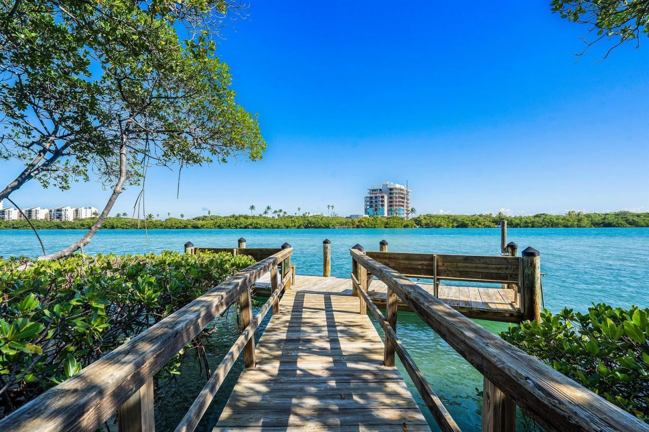 200 Waterway Road , Unit 204, Tequesta, FL 33469 Photo