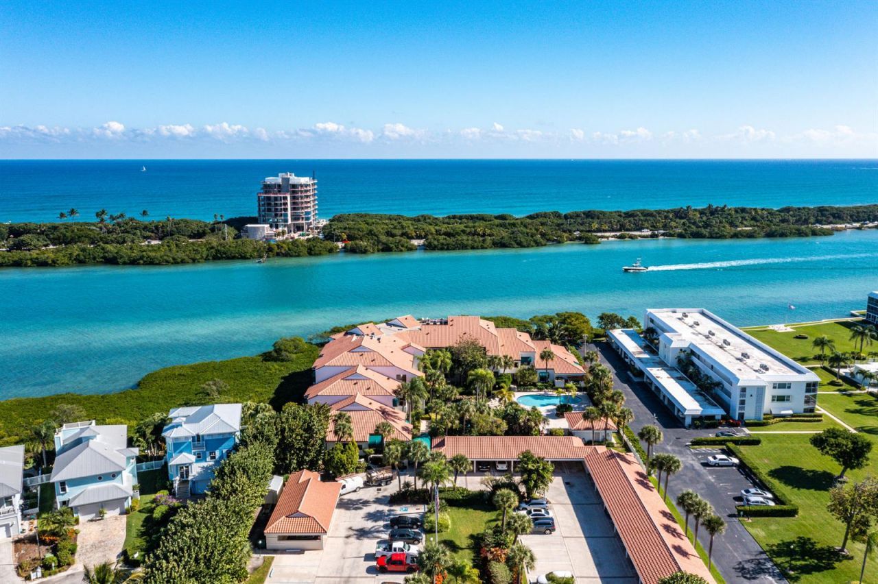 200 Waterway Road , Unit 204, Tequesta, FL 33469 Photo