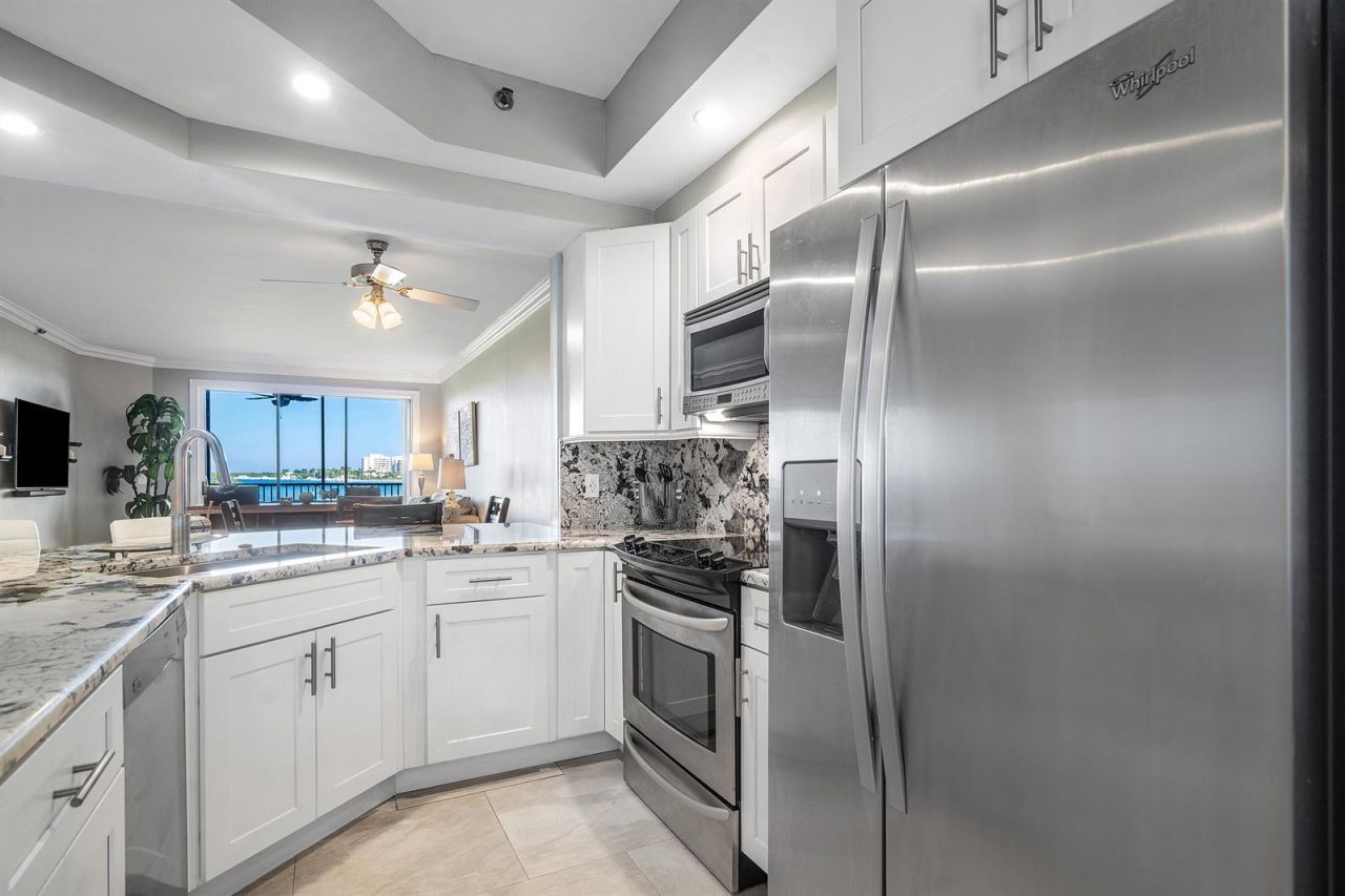 200 Waterway Road , Unit 204, Tequesta, FL 33469 Photo