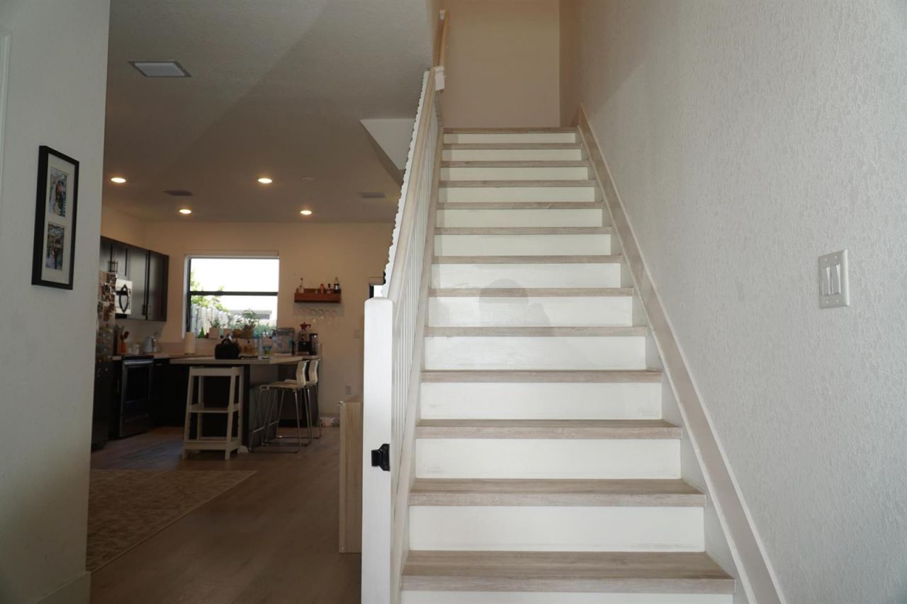 21435 NE 2nd Place , Miami, FL 33161 Photo