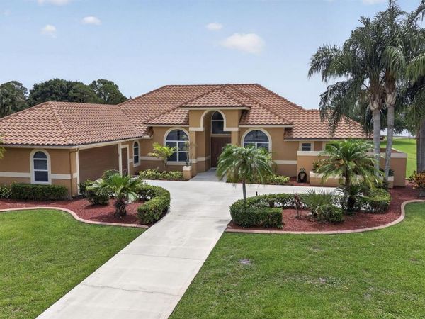 8030 Woodsmuir Drive , Palm Beach Gardens, FL 33412