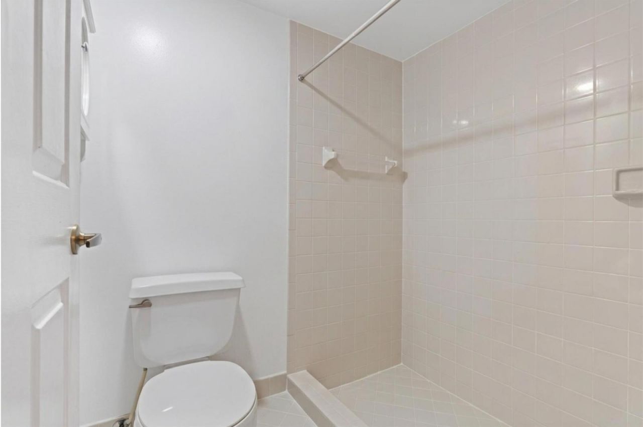 3325 Jaywood Terrace , Unit 1090, Boca Raton, FL 33431 Photo