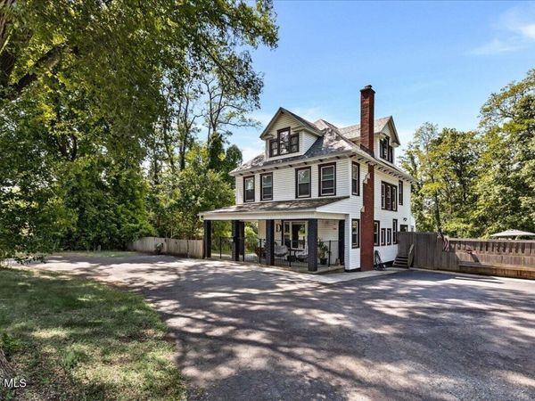 1912 Union Street, Niskayuna, NY 12309