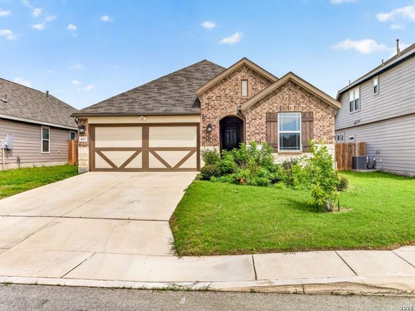 6615 Hoffman Plain, San Antonio, TX 78252