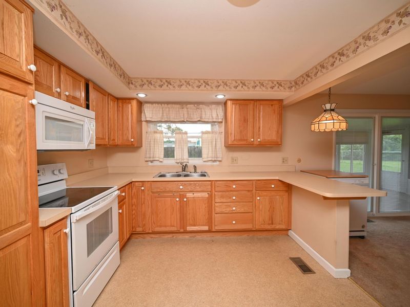 237 Edgefield Boulevard , Marion, OH 43302 Photo 11