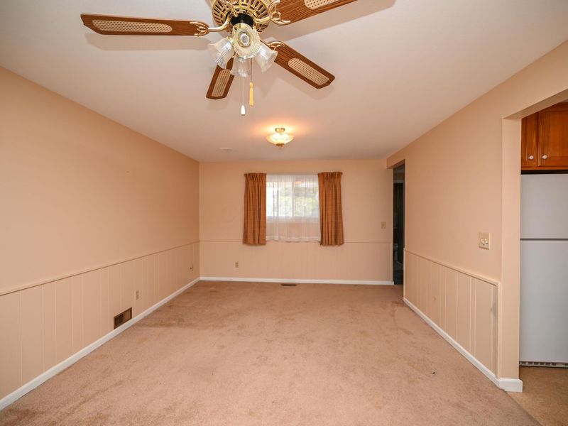 237 Edgefield Boulevard , Marion, OH 43302 Photo 15