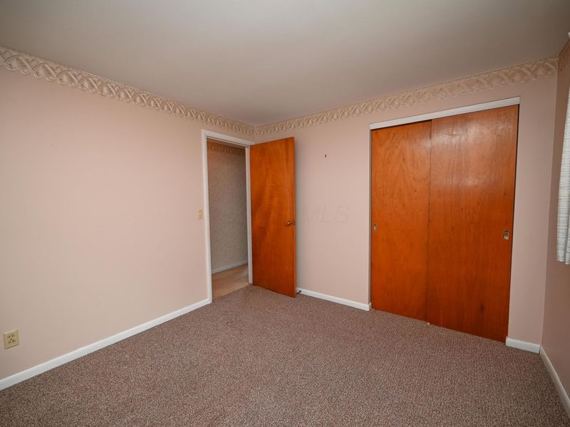 237 Edgefield Boulevard , Marion, OH 43302 Photo 22