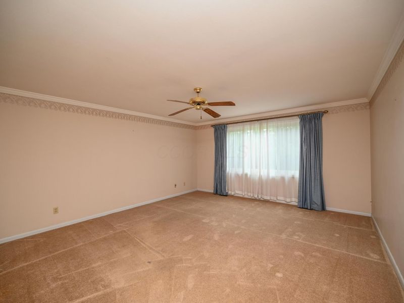 237 Edgefield Boulevard , Marion, OH 43302 Photo 8