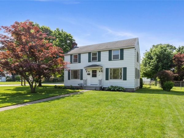 261 Rogers Parkway , Rochester, NY 14617
