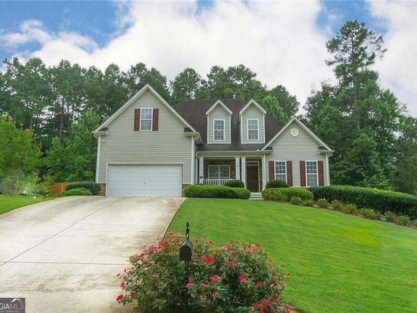 313 Vineyard Drive, Dallas, GA 30132