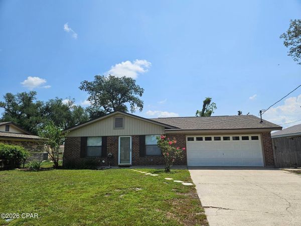 221 Viola Avenue , Panama City, FL 32404