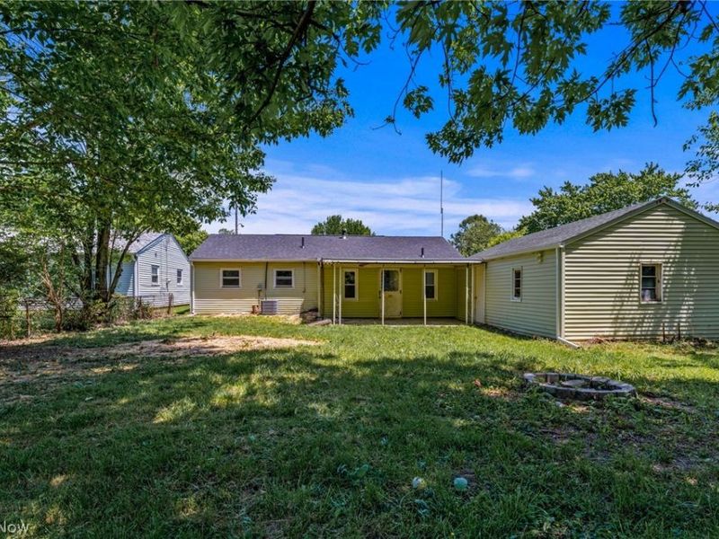 2221 Maxine Avenue NE, Canton, OH 44705 Photo 38