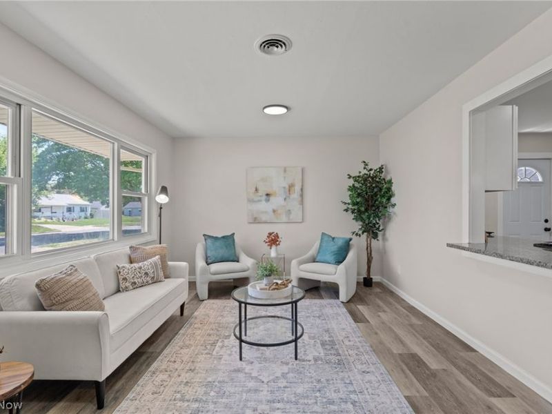2221 Maxine Avenue NE, Canton, OH 44705 Photo 8