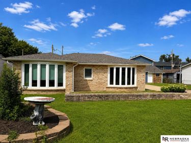 212 W Meigs Street, Valley, NE 68064