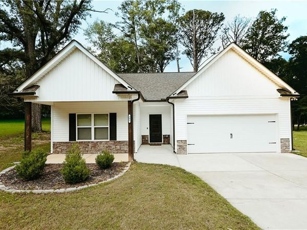 391 Mulberry Rock Road , Temple Terrace, GA 30179