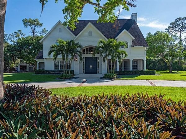 198 Carica RD , NAPLES, FL 34108