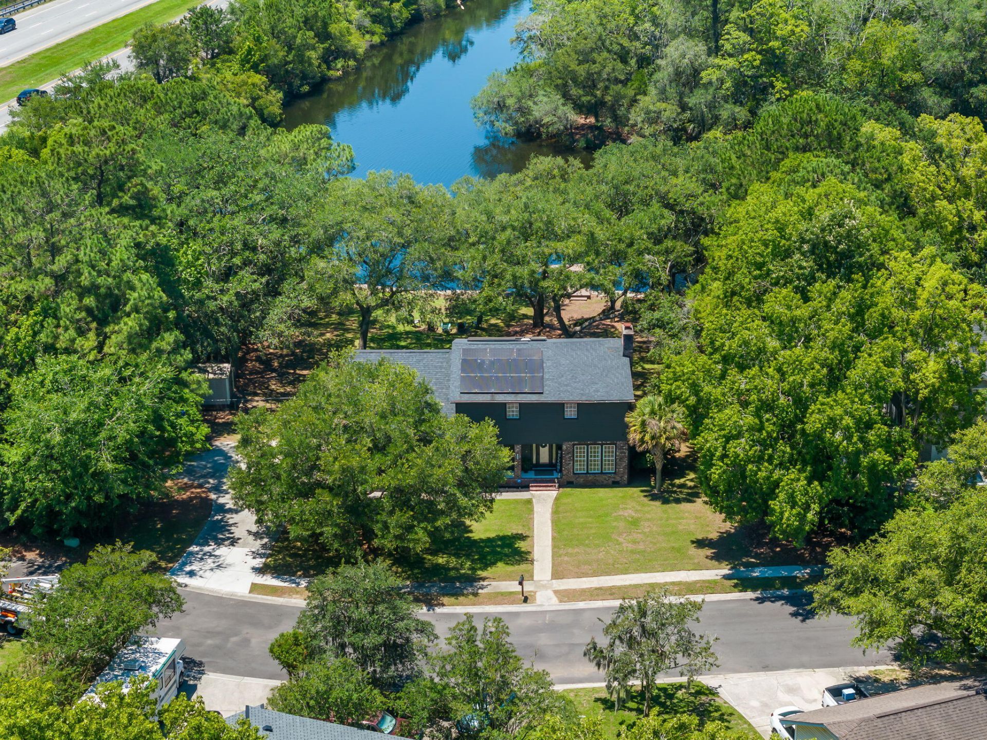 2260 Forest Lakes Boulevard Photo 37