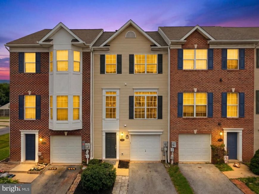 2498 Lakeside Drive, Frederick, MD 21702 Main Photo