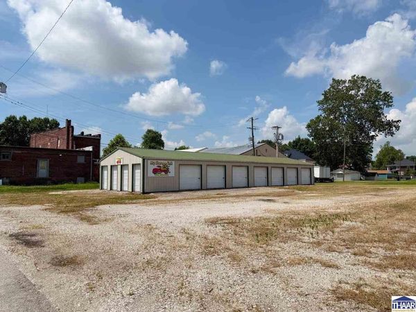 112 N 2nd Street, Famersburg, IN 47850