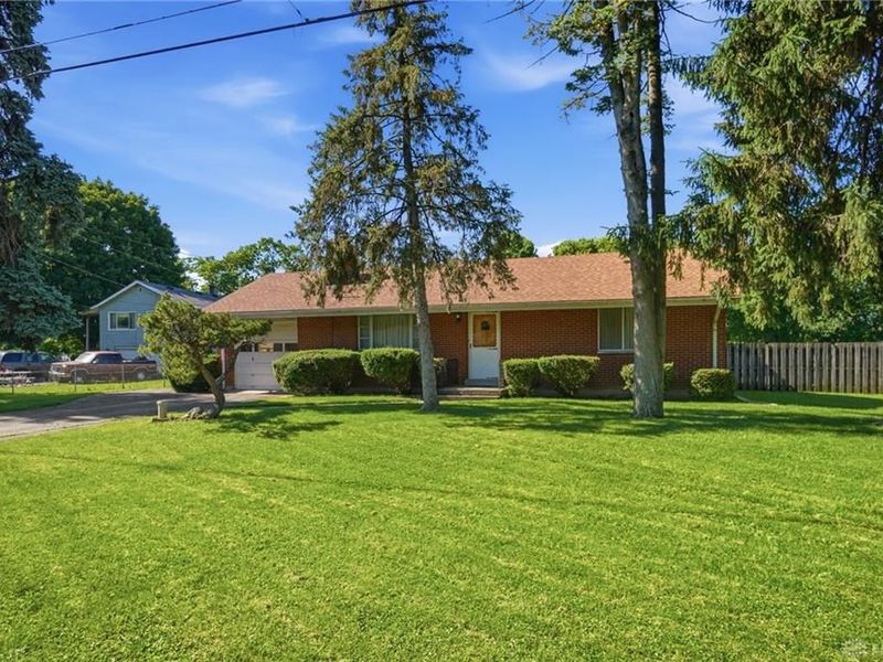 32 Beatrice Drive, Riverside, OH 45404 Photo 1
