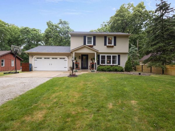 18921 Waite Boulevard, South Bend, IN 46637