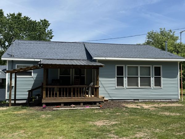 1952 W 16 Road, Mesick, MI 49668