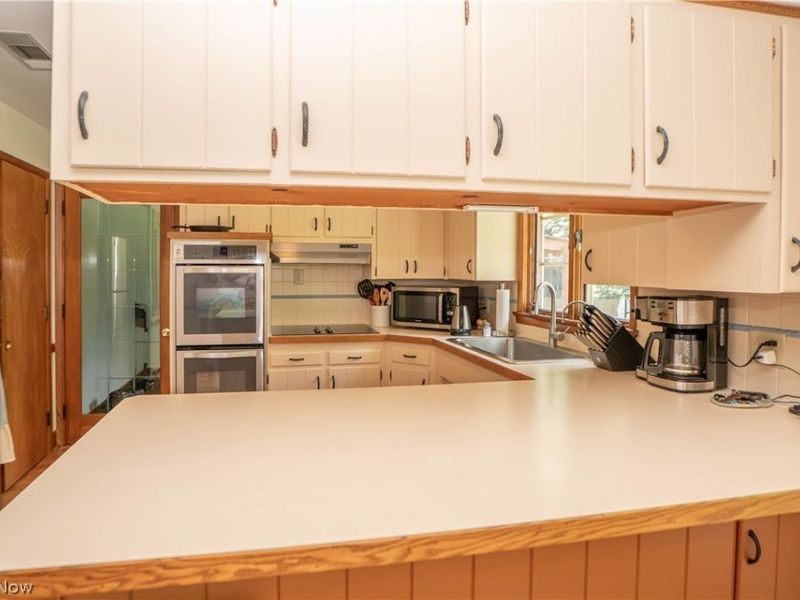10340 Persimmon Street NW, Canal Fulton, OH 44614 Photo 9