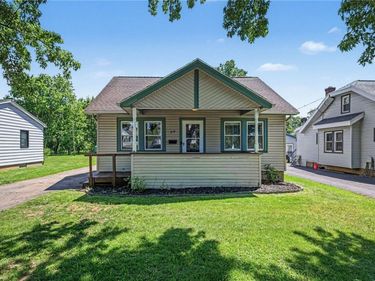 69 Simmons Street , Rochester, NY 14606