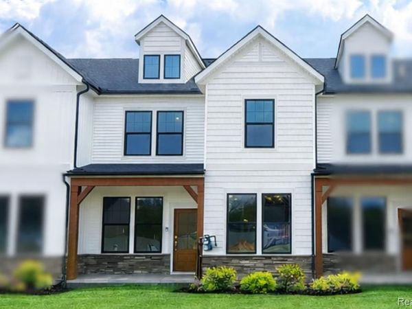 265 Lantana Drive , Brighton, MI 48116