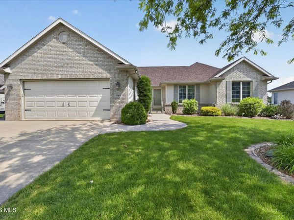 1126 Westmont Avenue , Napoleon, OH 43545