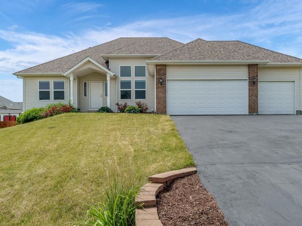 622 Ashleigh Lane, ROSCOE, IL 61073