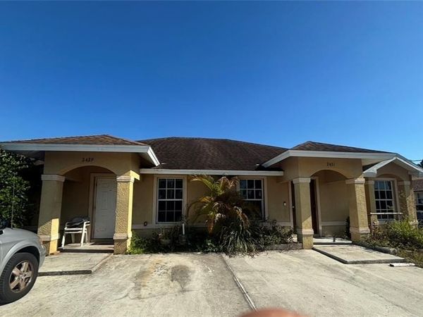 2429 Nobel AVE , Unit 2431, LEHIGH ACRES, FL 33973