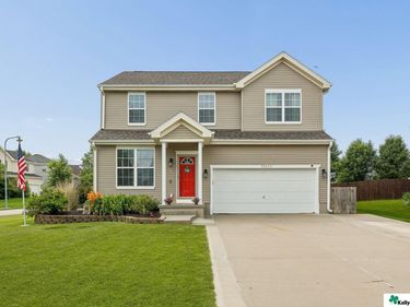 15079 Mormon Circle, Bennington, NE 68007