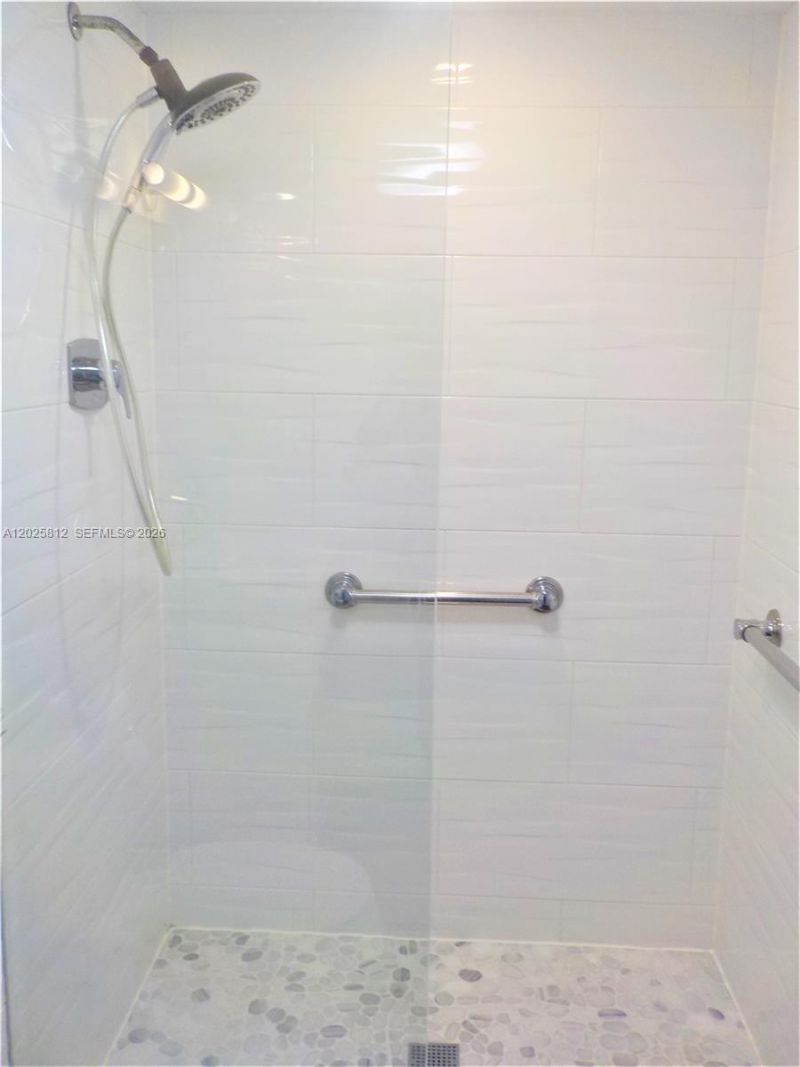 20225 NE 34th Ct, Unit 618, Aventura, FL 33180 Photo