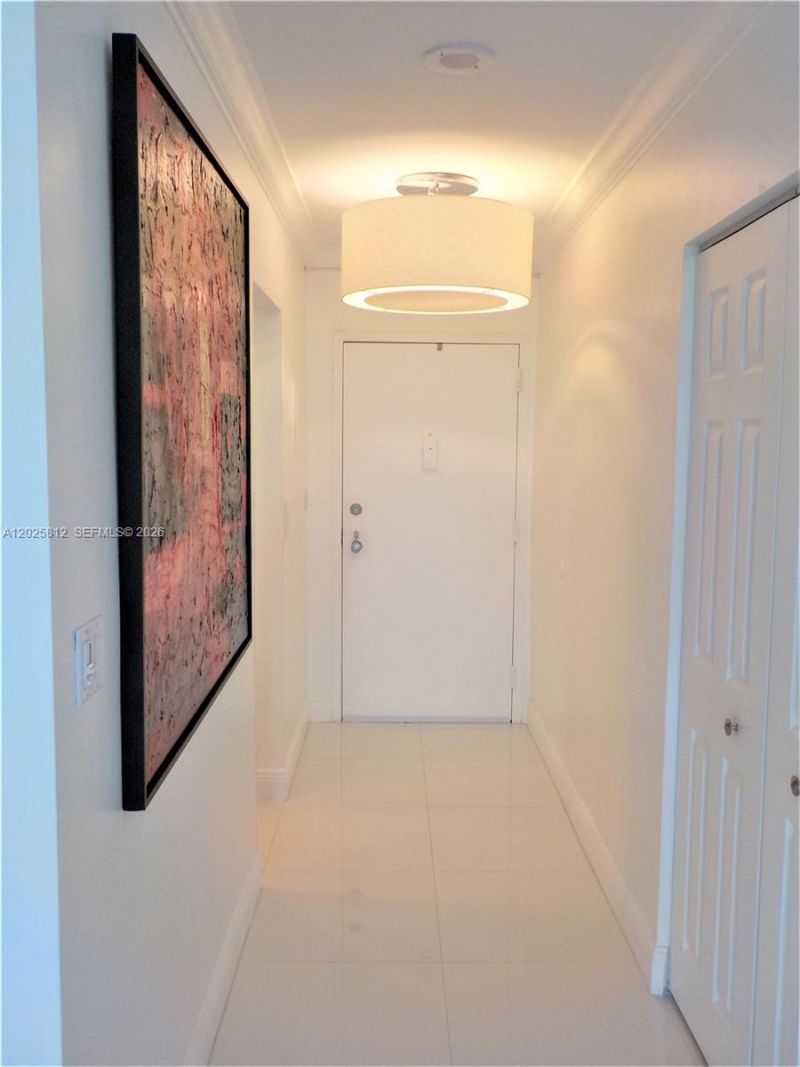 20225 NE 34th Ct, Unit 618, Aventura, FL 33180 Photo