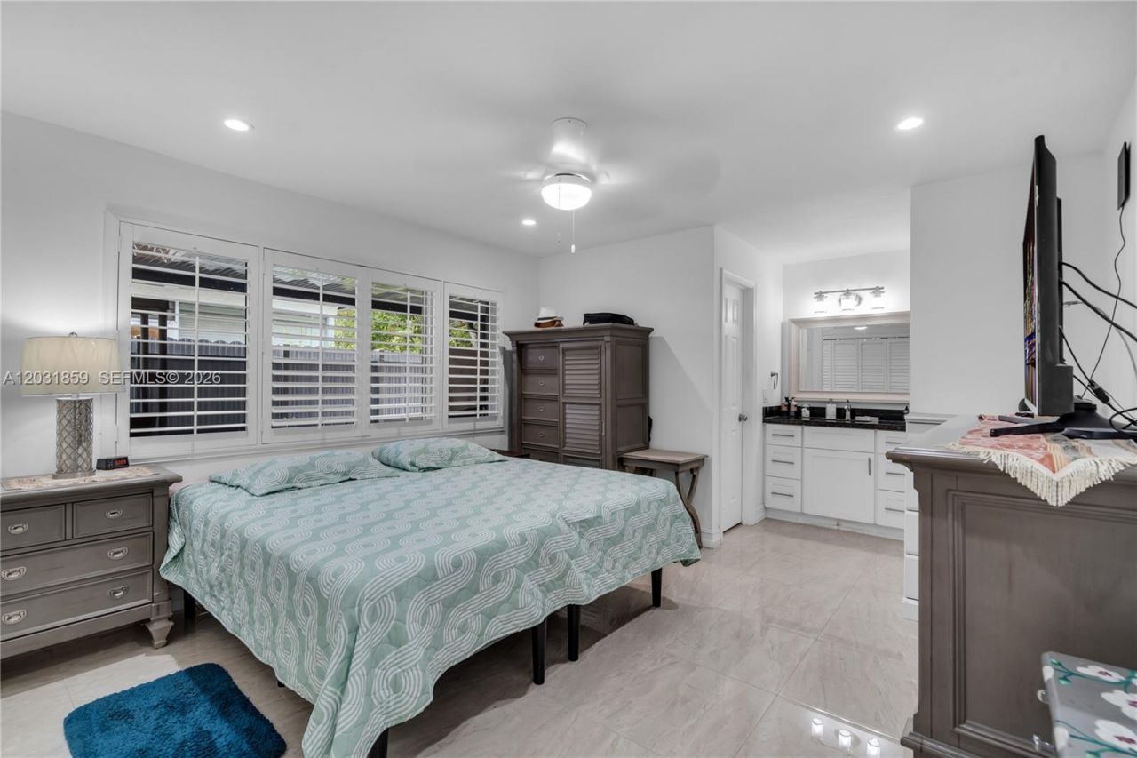 9770 NW 25th St , Sunrise, FL 33322 Photo