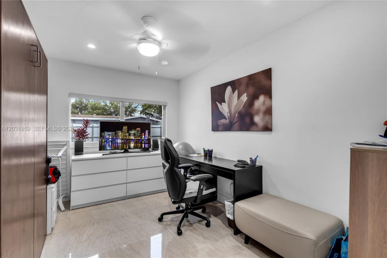 9770 NW 25th St , Sunrise, FL 33322 Photo