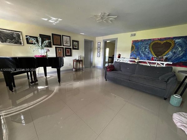 12098 SW 197th Ave , Miami, FL 33196