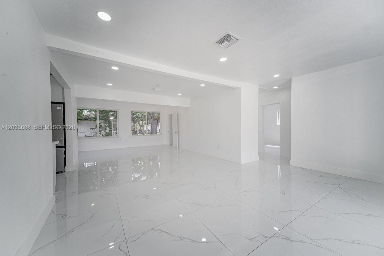 7721 Indigo St , Miramar, FL 33023 Photo