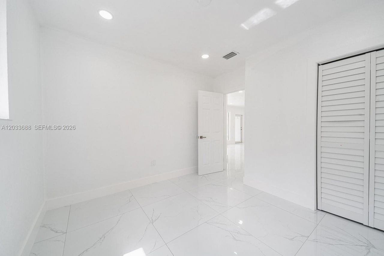 7721 Indigo St , Miramar, FL 33023 Photo