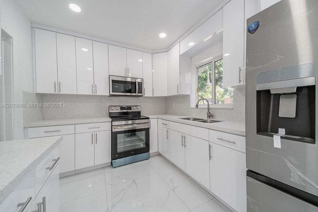 7721 Indigo St , Miramar, FL 33023 Photo