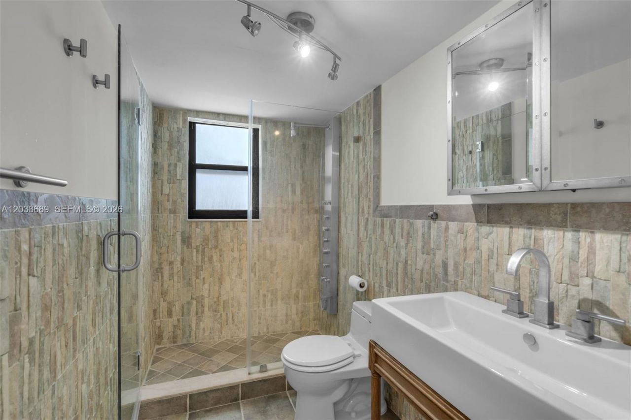 1800 Collins Ave , Unit 10F, Miami Beach, FL 33139 Photo