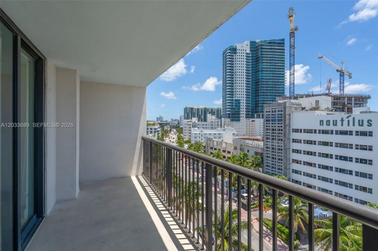 1800 Collins Ave , Unit 10F, Miami Beach, FL 33139 Photo