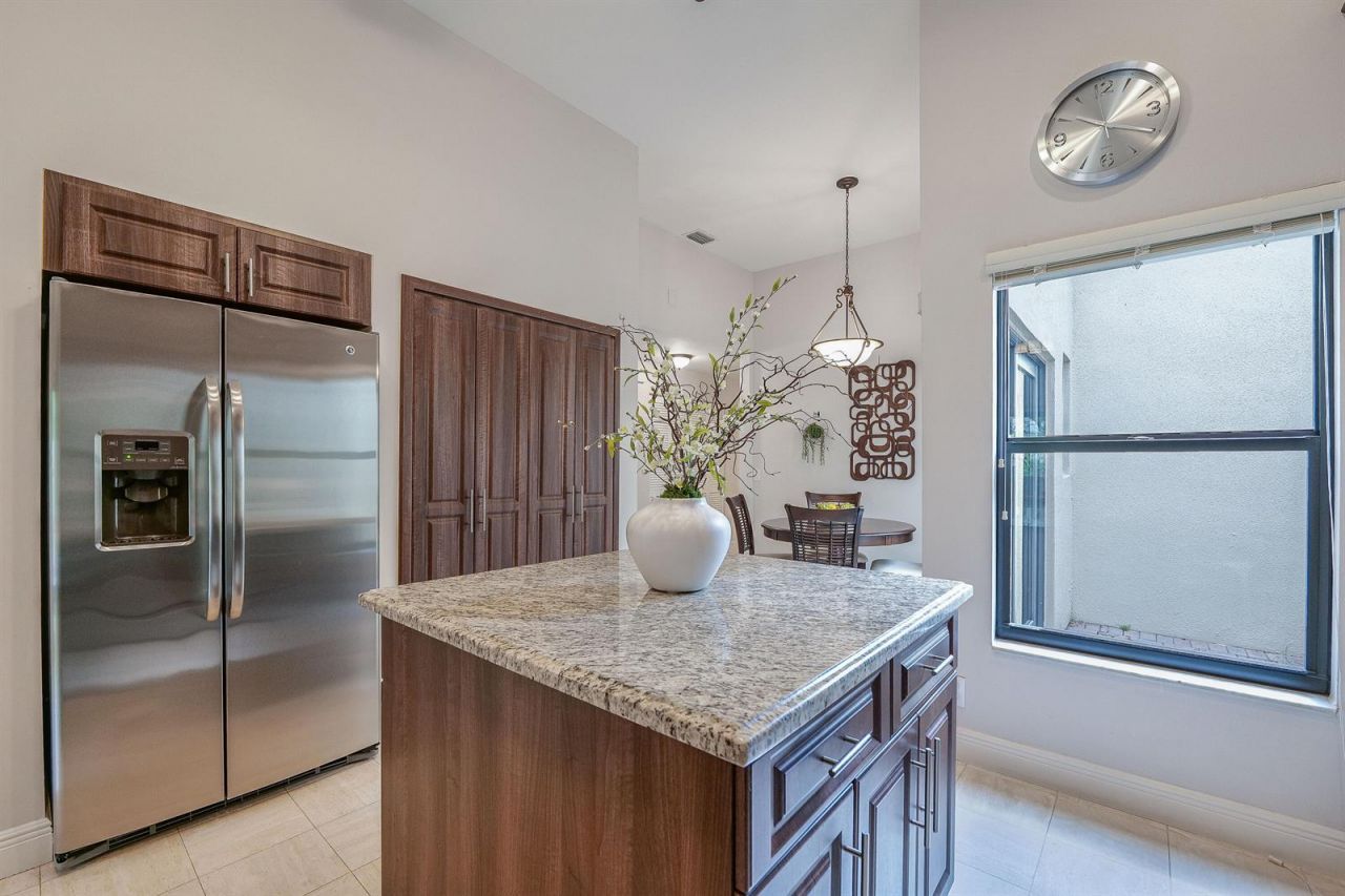 23264 N Mirabella Cir Circle N, Boca Raton, FL 33433 Photo