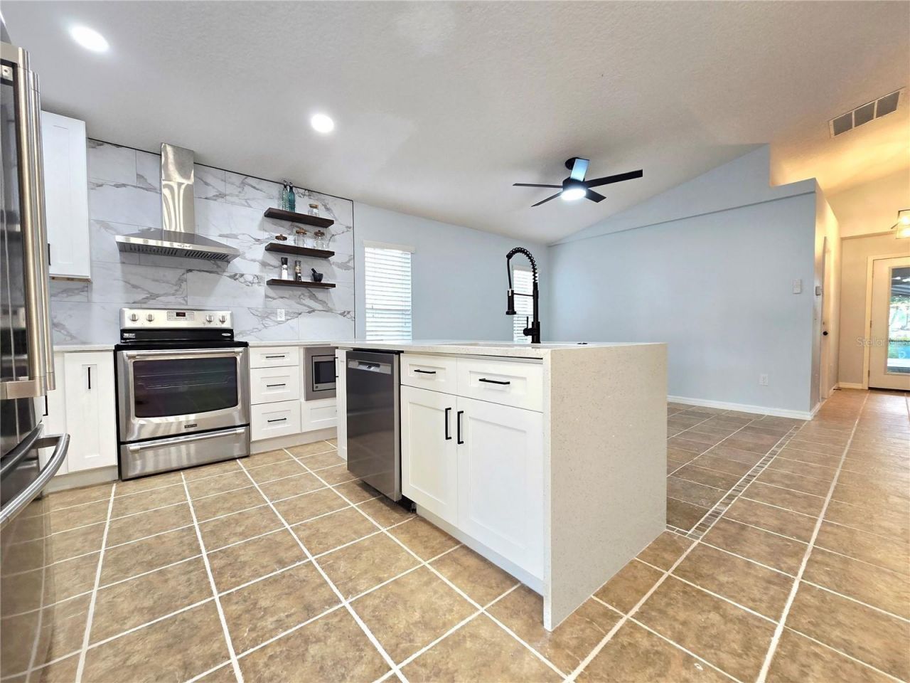 531 1st Avenue , Altamonte Springs, FL 32714 Photo