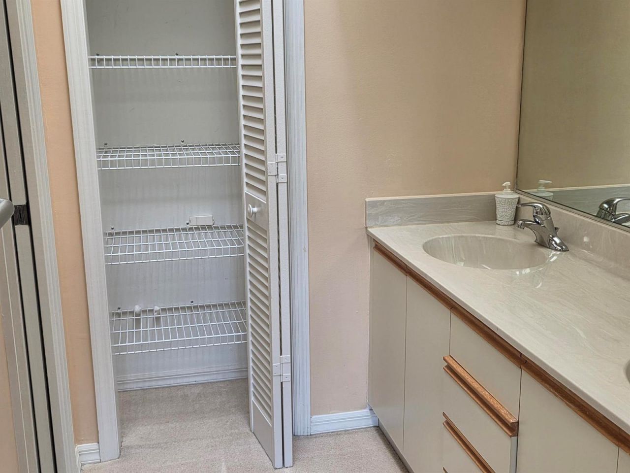 6856 SE Bunker Hill Drive , Hobe Sound, FL 33455 Photo